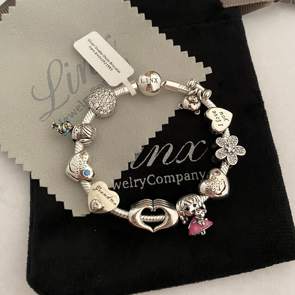 Linx Snake Chain Bracelet with Grandma and Grandchildren Themed Charms